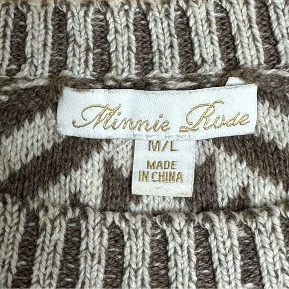 Minnie Rose Women’s Aztec Knit Fringe Cropped Sweater Size M/L - Picture 7 of 8